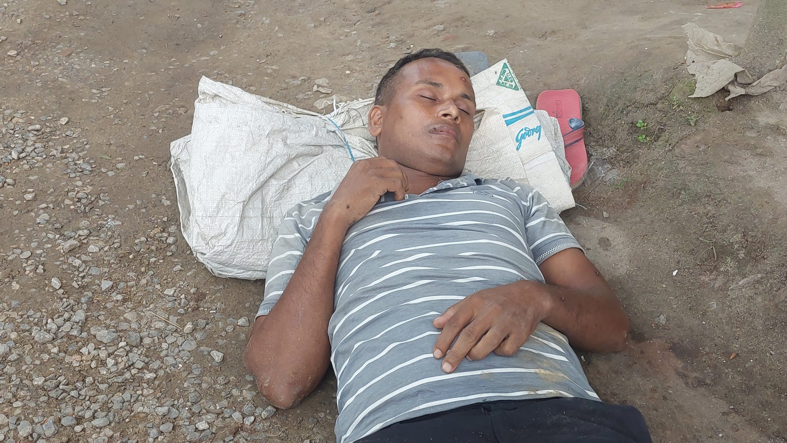 শ্রীপুরে অটোচালককে অজ্ঞান করে অটোরিকশা ছিনতাই